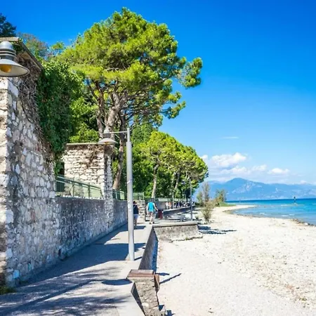 Twins - 200m Dal Di Garda Con Piscina Lägenhet