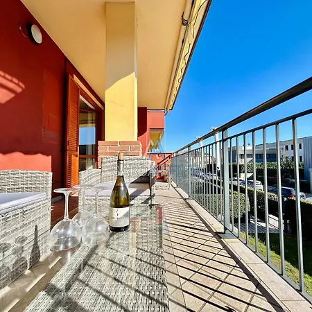 Lägenhet Twins - 200m Dal Di Garda Con Piscina *