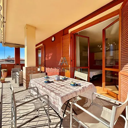 Apartment Twins - 200m Dal Di Garda Con Piscina Sirmione