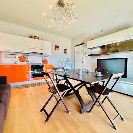 Apartment Twins - 200m Dal Di Garda Con Piscina Sirmione