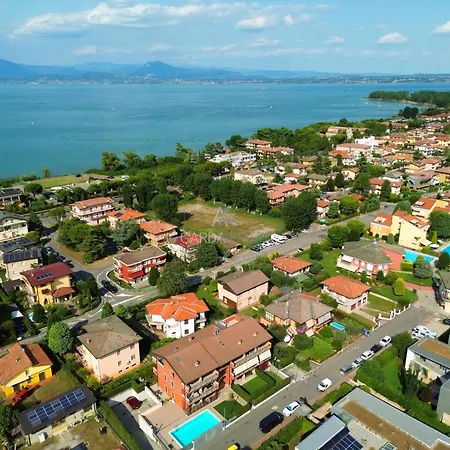 Twins - 200m Dal Di Garda Con Piscina Apartment